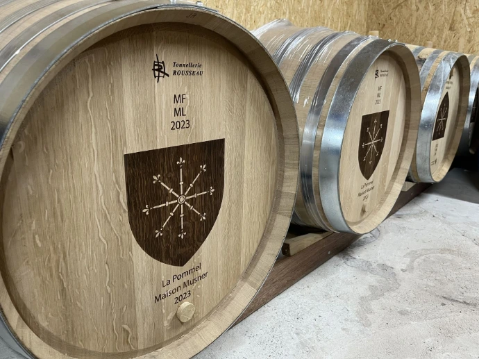 Tonneaux en chêne de la tonnellerie Rousseau 